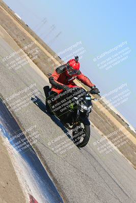 media/Mar-07-2022-Fun Track Dayz (Mon) [[9cc4a7dca7]]/Novice Group/145pm (Grapevine)/